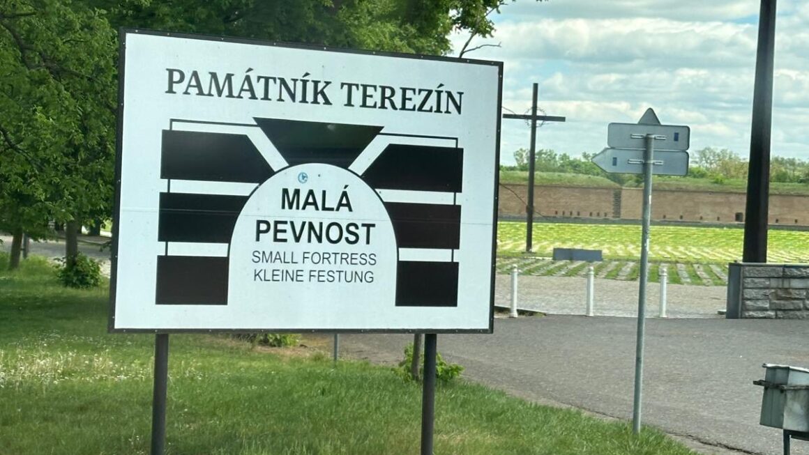 Terezin Toplama Kampı